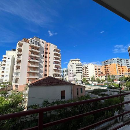 Amal Vlora Apartament Vlorë Quarto foto